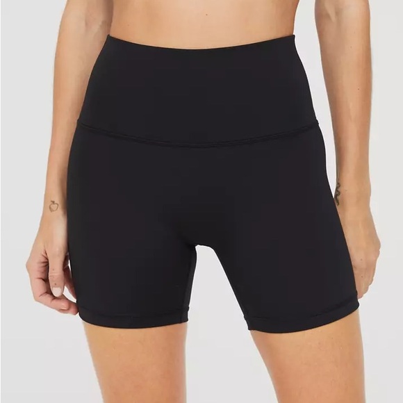 OFFLINE By Aerie Goals 7" Bike Short Black Size XS - Picture 6 of 6